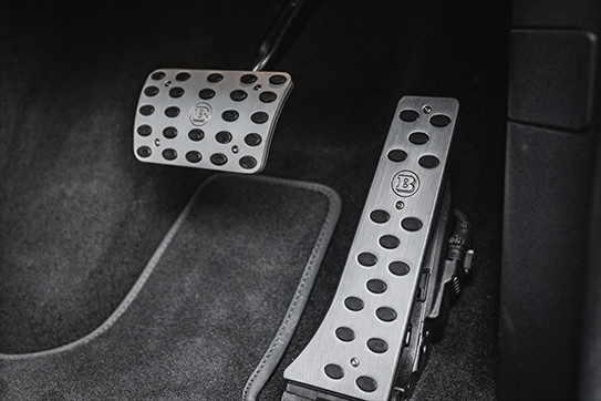 GLE Coupe pedals Image